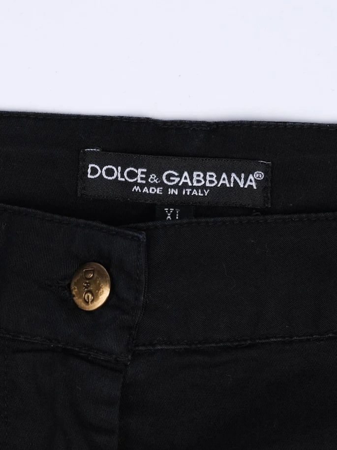 Excellent Dolce Gabbana Black Denim Jacket with Floral Embroidery
