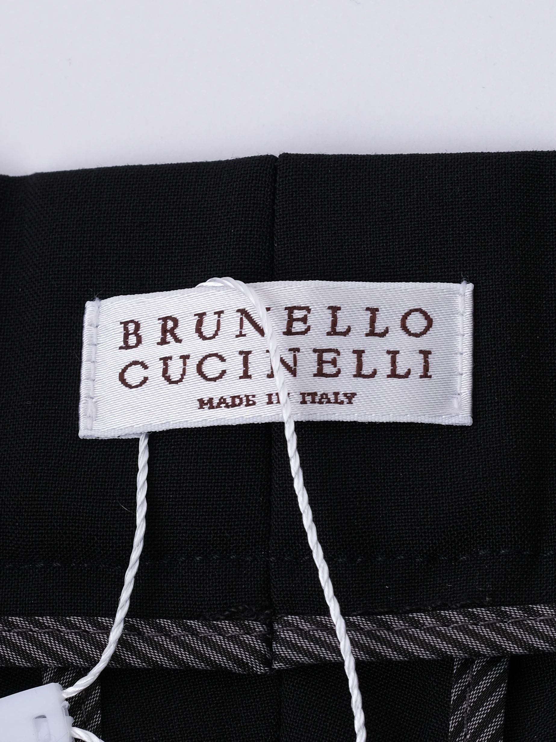 Excellent Brunello Cucinelli Black Wool Pants Cuffed Legs Women&