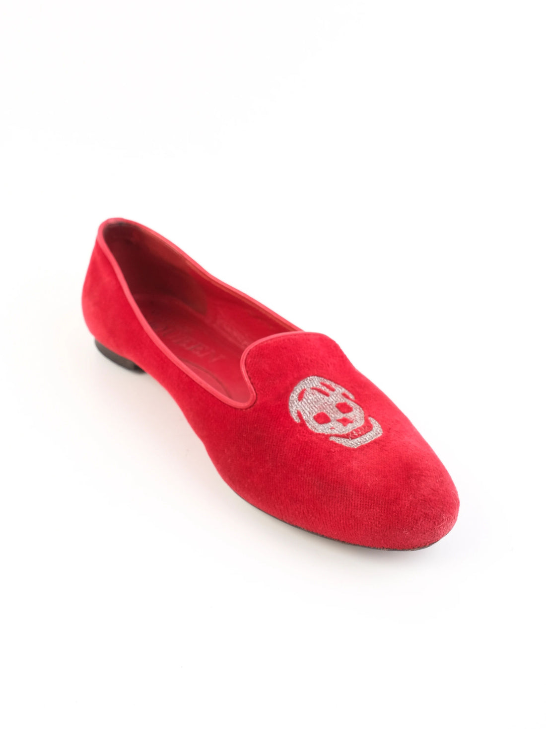 Good Alexander McQueen Red Velvet Slipper Shoes with Silver Skull Size 36