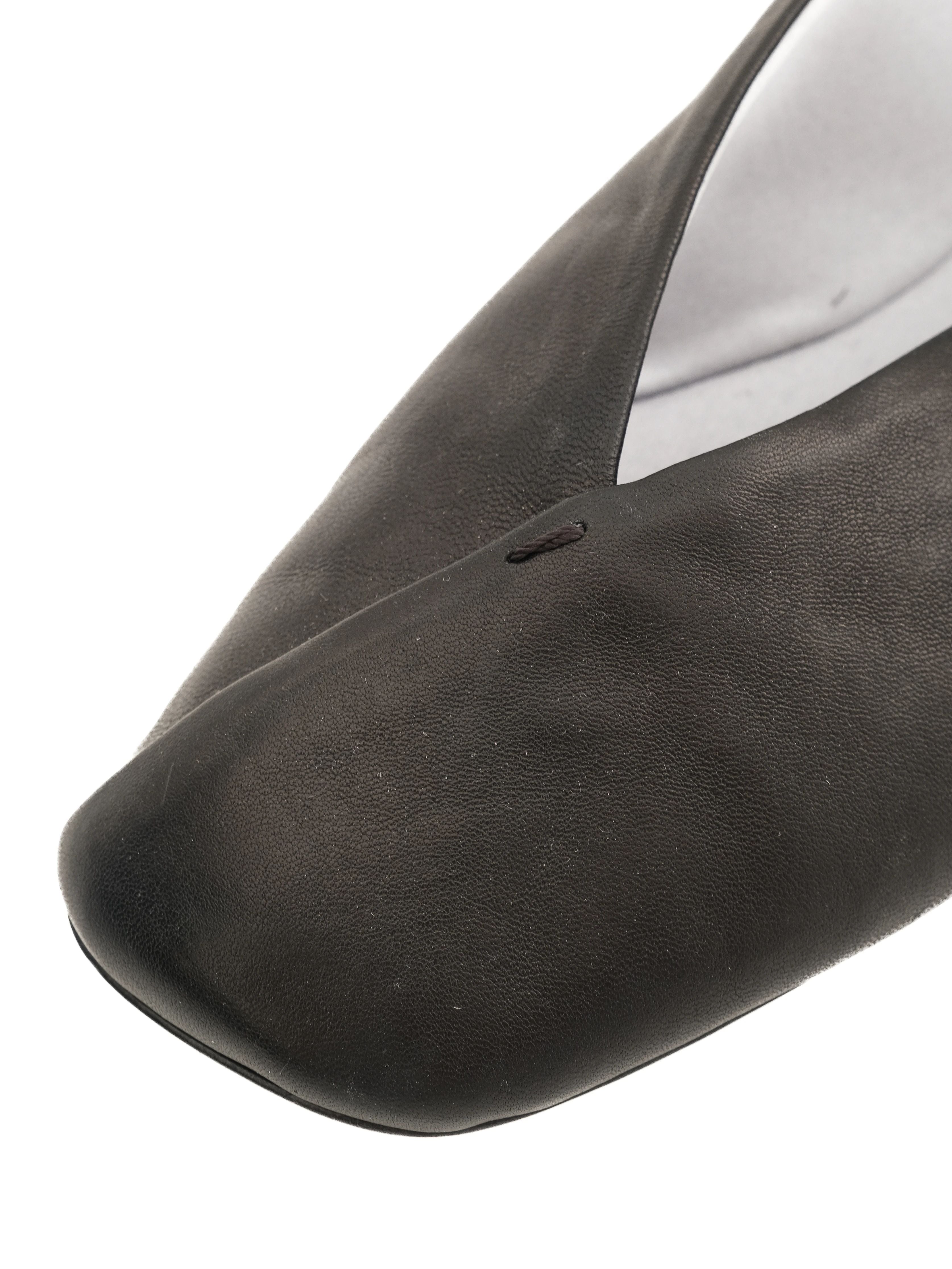 Max Mara Black Leather Shoes Size 37 Excellent Condition