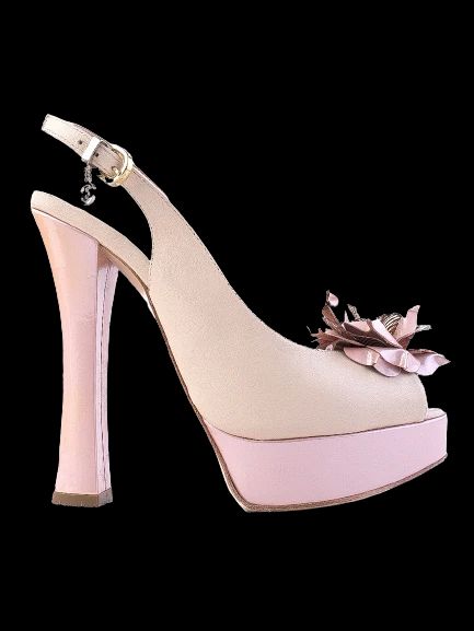 Excellent Essere White Leather Peep-Toe High-Heeled Shoes Size 36