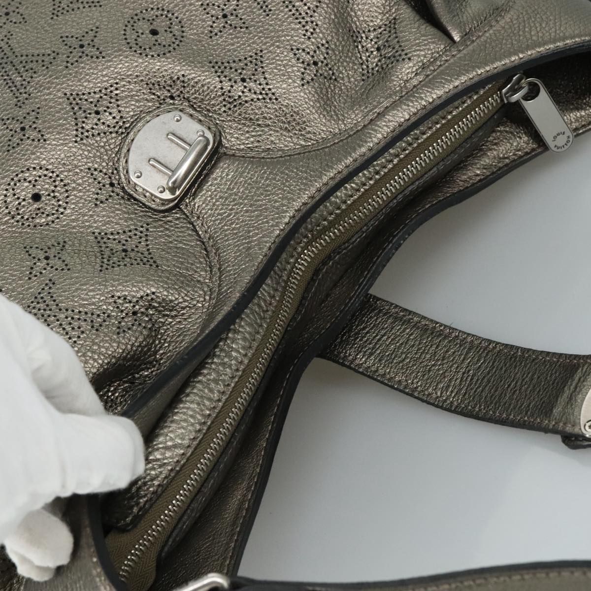 Louis Vuitton Monogram Mahina Xs Shoulder Bag Bronze M 95717 Lv Auth