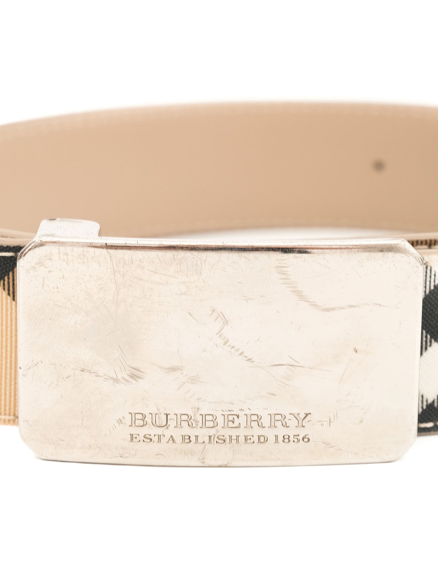 Average Burberry Women&