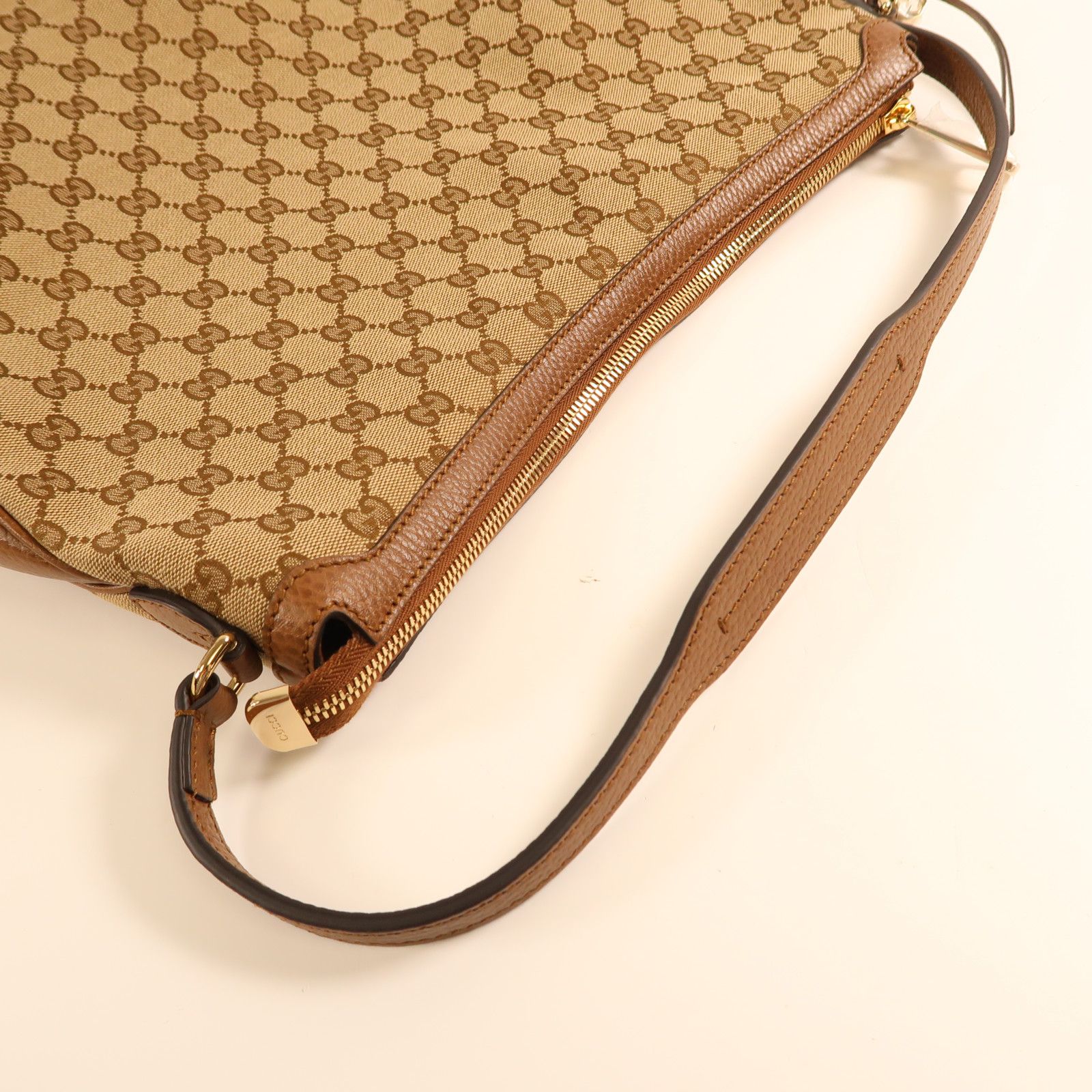 Gucci Canvas Bree Mico Hobo Gold Shoulder Bag Brown Canvas 449244