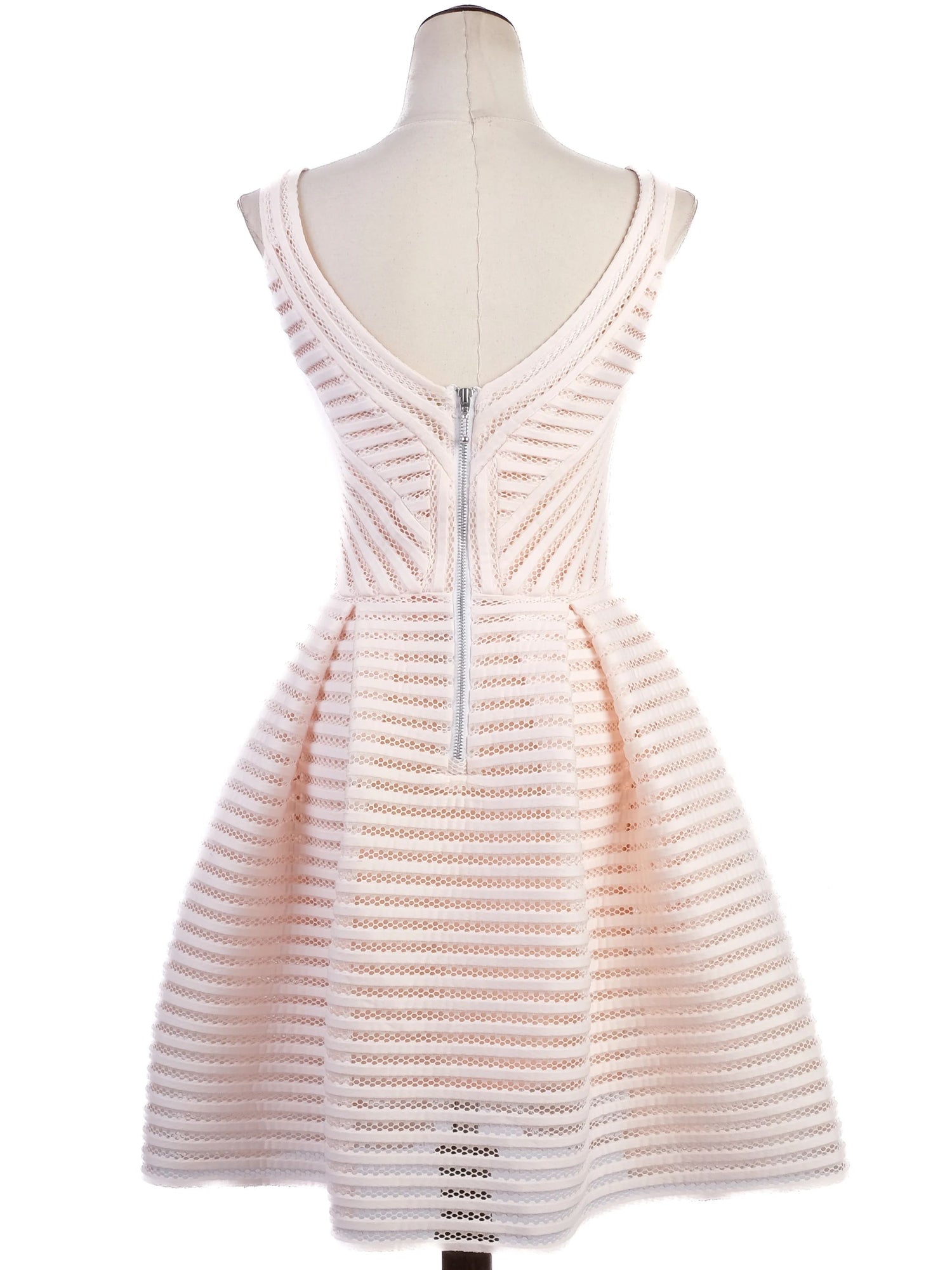 Maje Excellent Condition White Sleeveless Knee-Length Dress