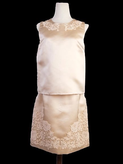 Excellent Dolce Gabbana White Silk Lace Top Skirt Set Women S
