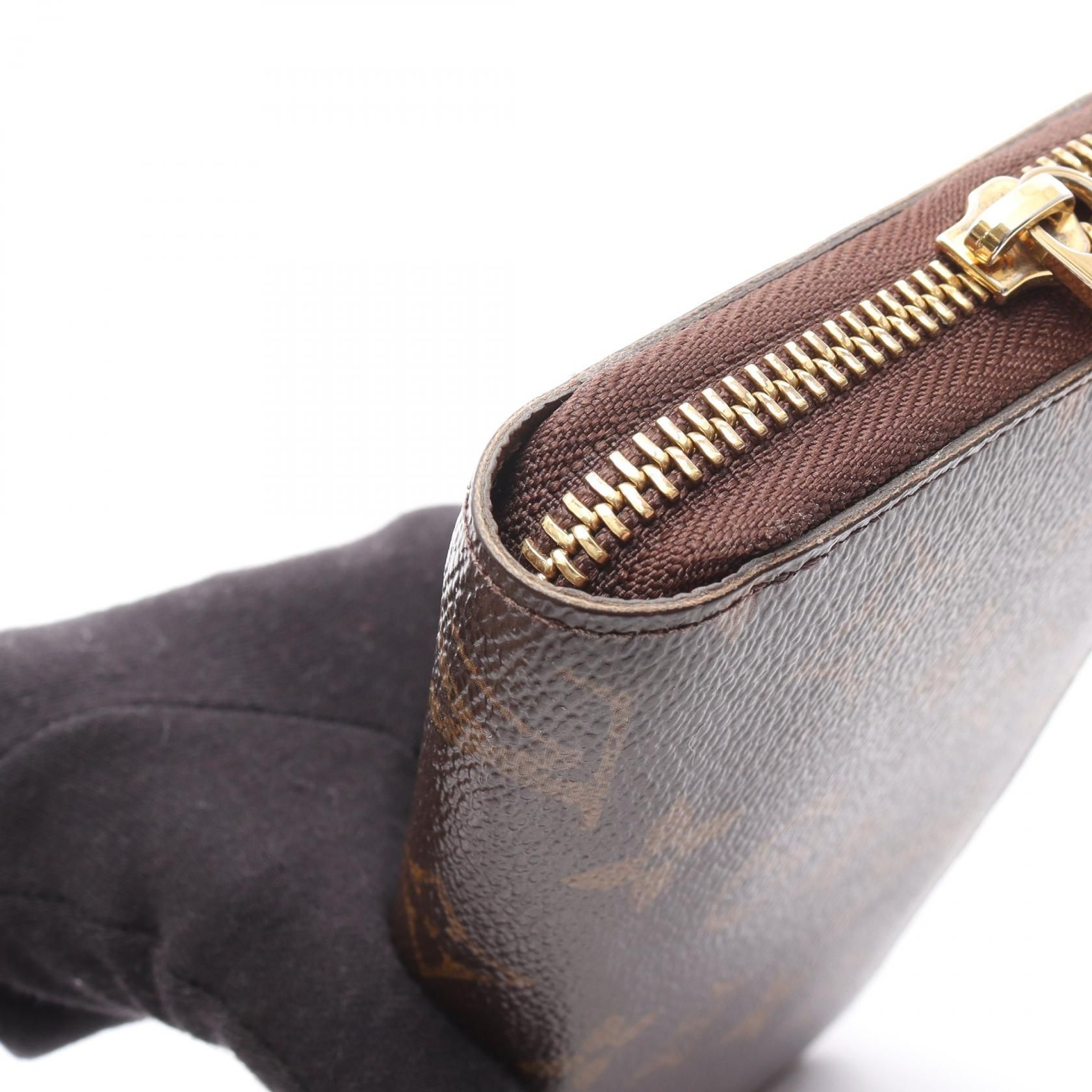 Louis Vuitton Zippy Wallet, Monogram