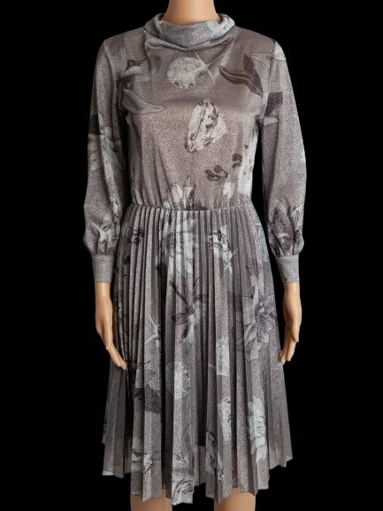 Good MaxCo Gray Floral Long-Sleeved Dress Size XS