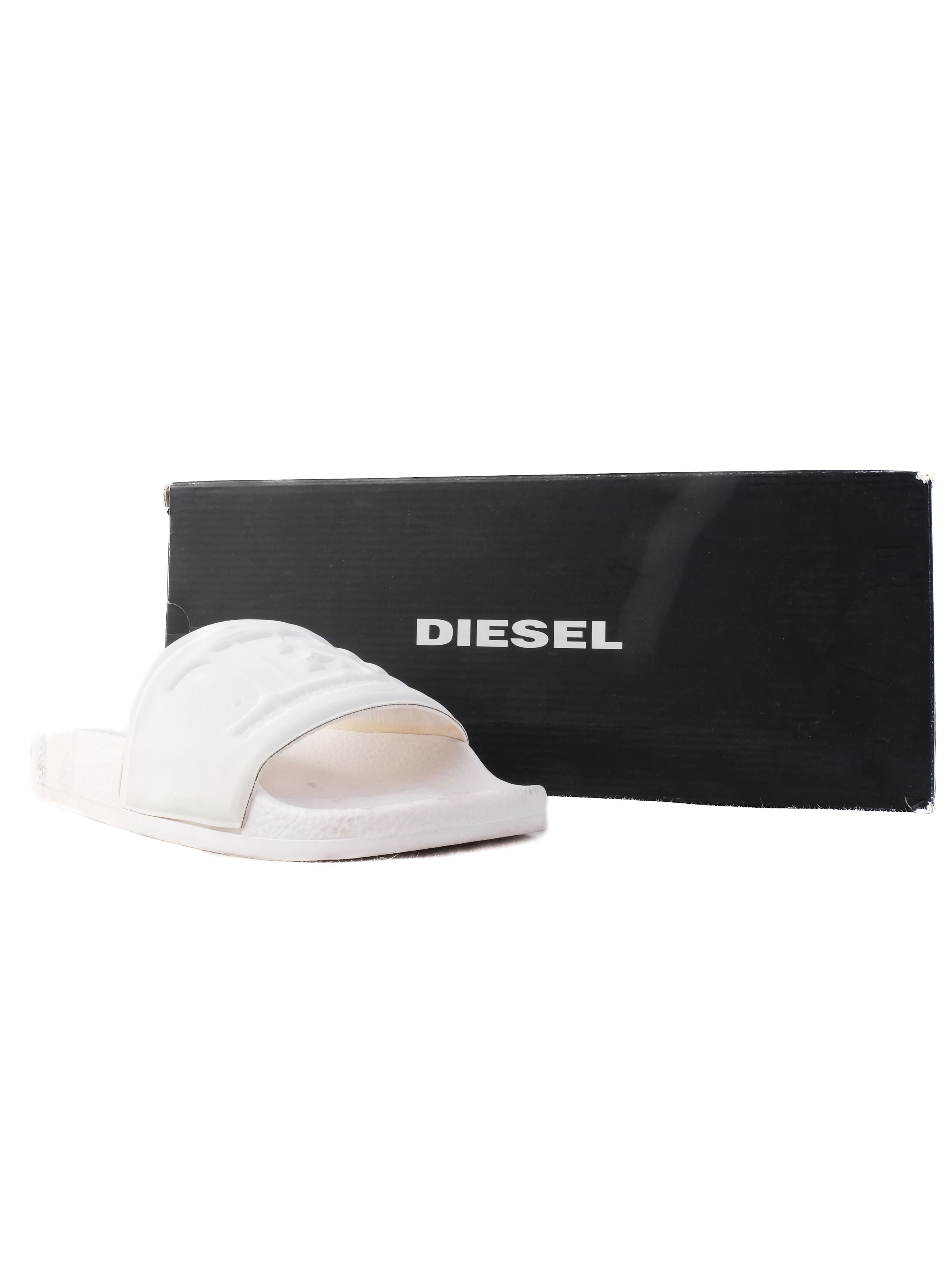 Excellent Diesel White Slide Sandals Women&