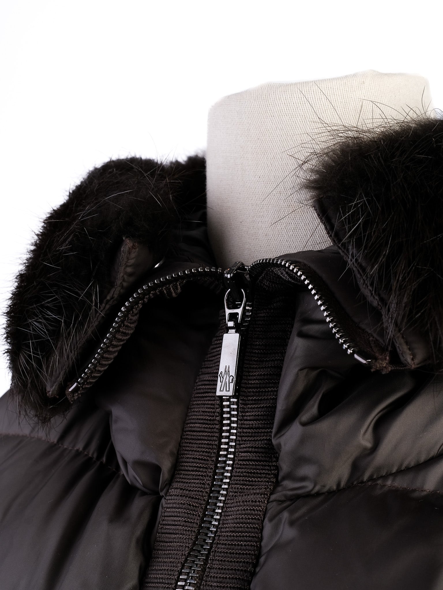 Excellent Moncler Green Long Puffer Jacket Size XS with Fur Hood