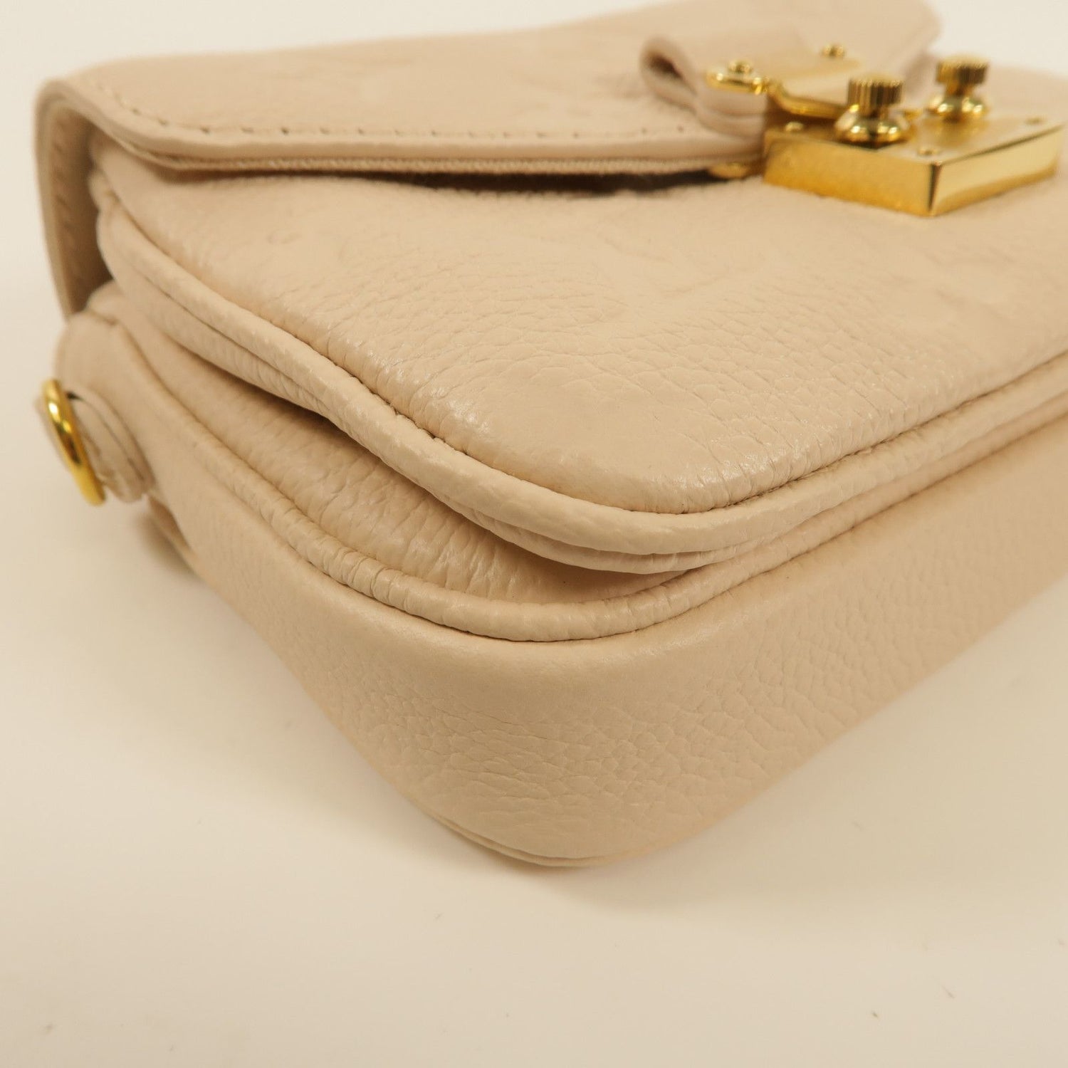 Louis Vuitton Empreinte Micro Metis Hand-turned Shoulder Bag Beige 2way Shoulder Bag M 81390