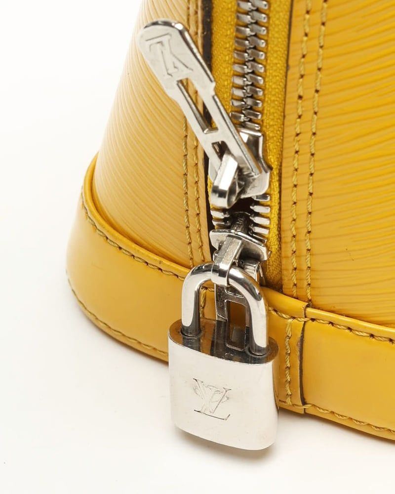 Louis Vuitton Epi Alma BB Bag
