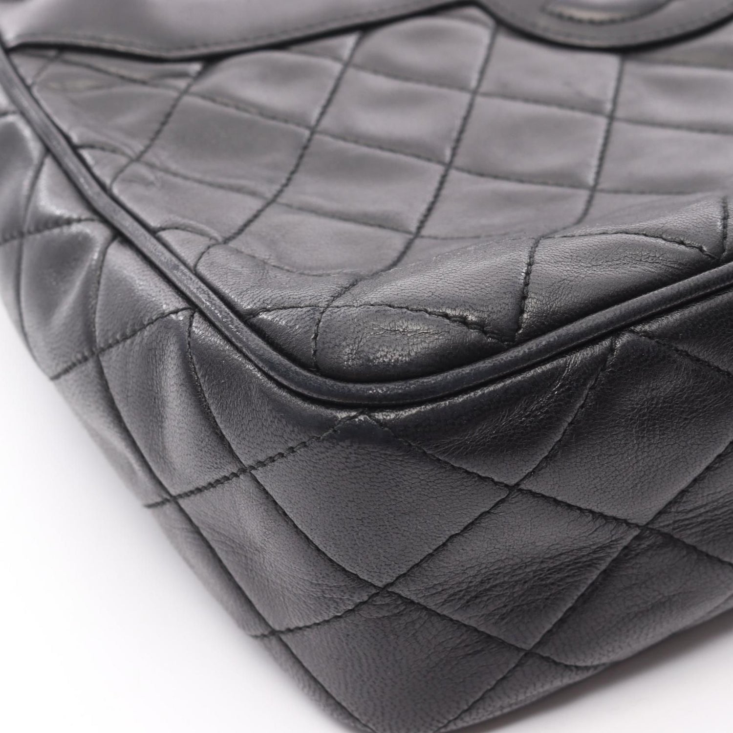 Chanel Black Matelasse Shoulder Bag Lambskin (sheep Leather)