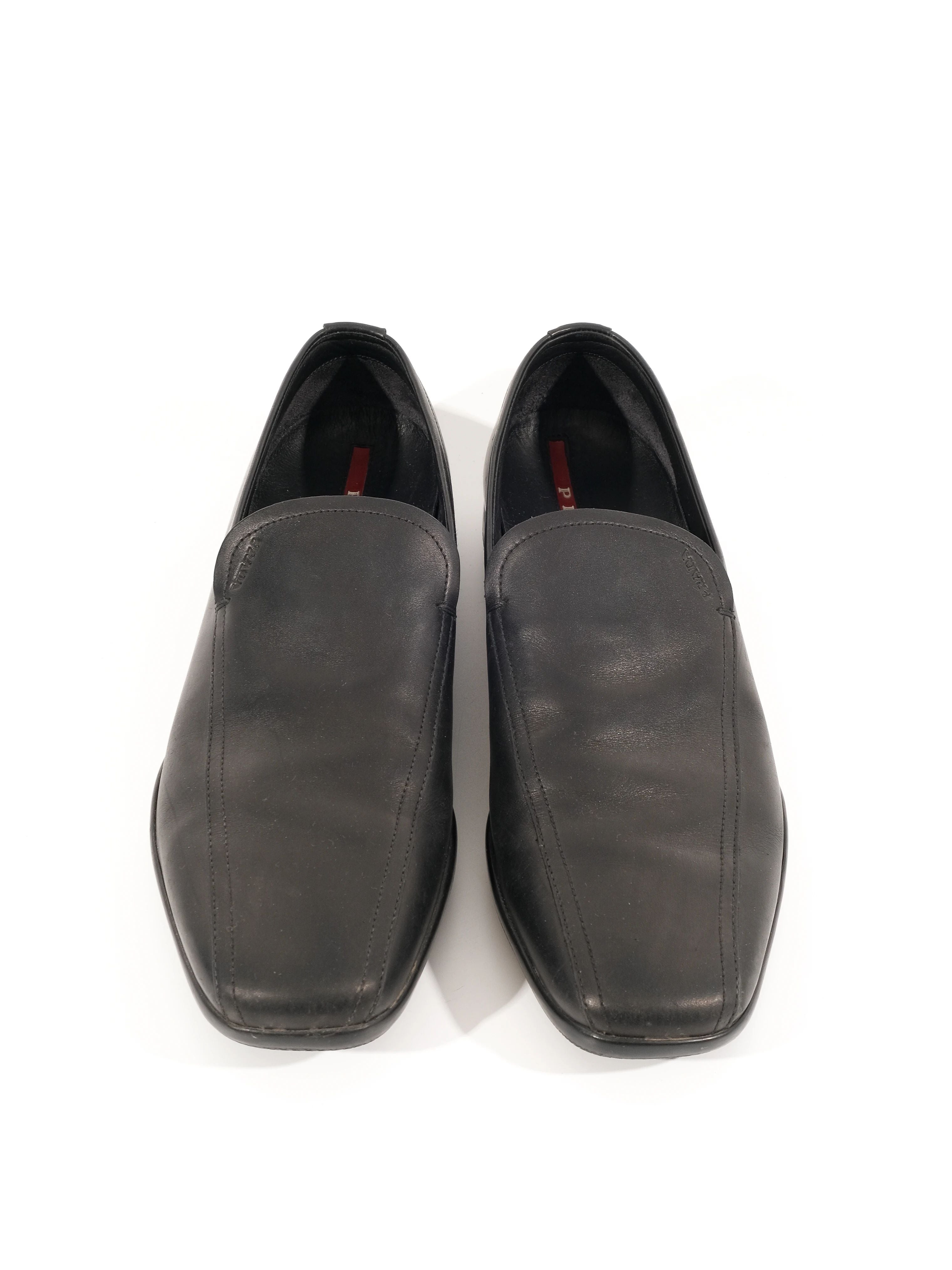 Excellent Prada Black Leather Slip-On Shoes Size 41 for Men