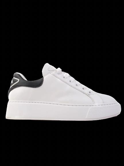 Excellent Prada White Leather Sneakers Size 37 with Black Accents