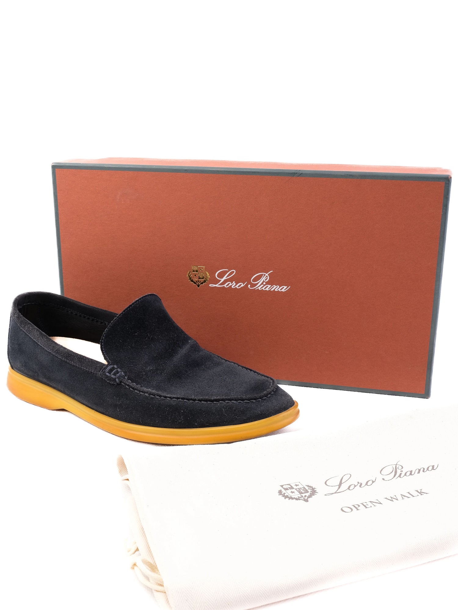 Excellent Loro Piana Black Leather Loafers for Men