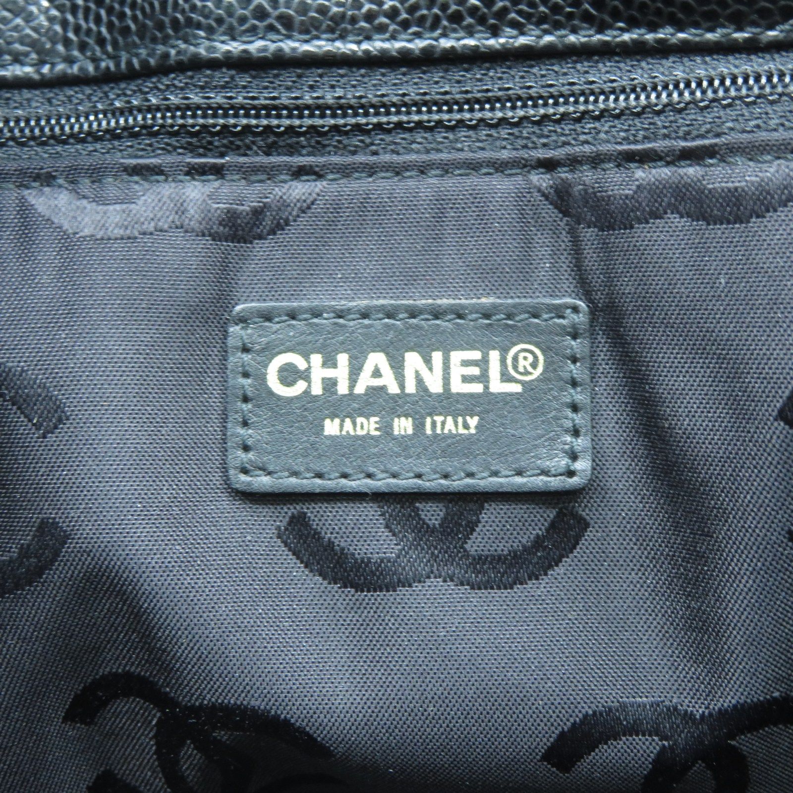 Chanel Black Leather Shoulder Bag Golden Shoulder Back Bag Black Shoulder Bag Calfs
