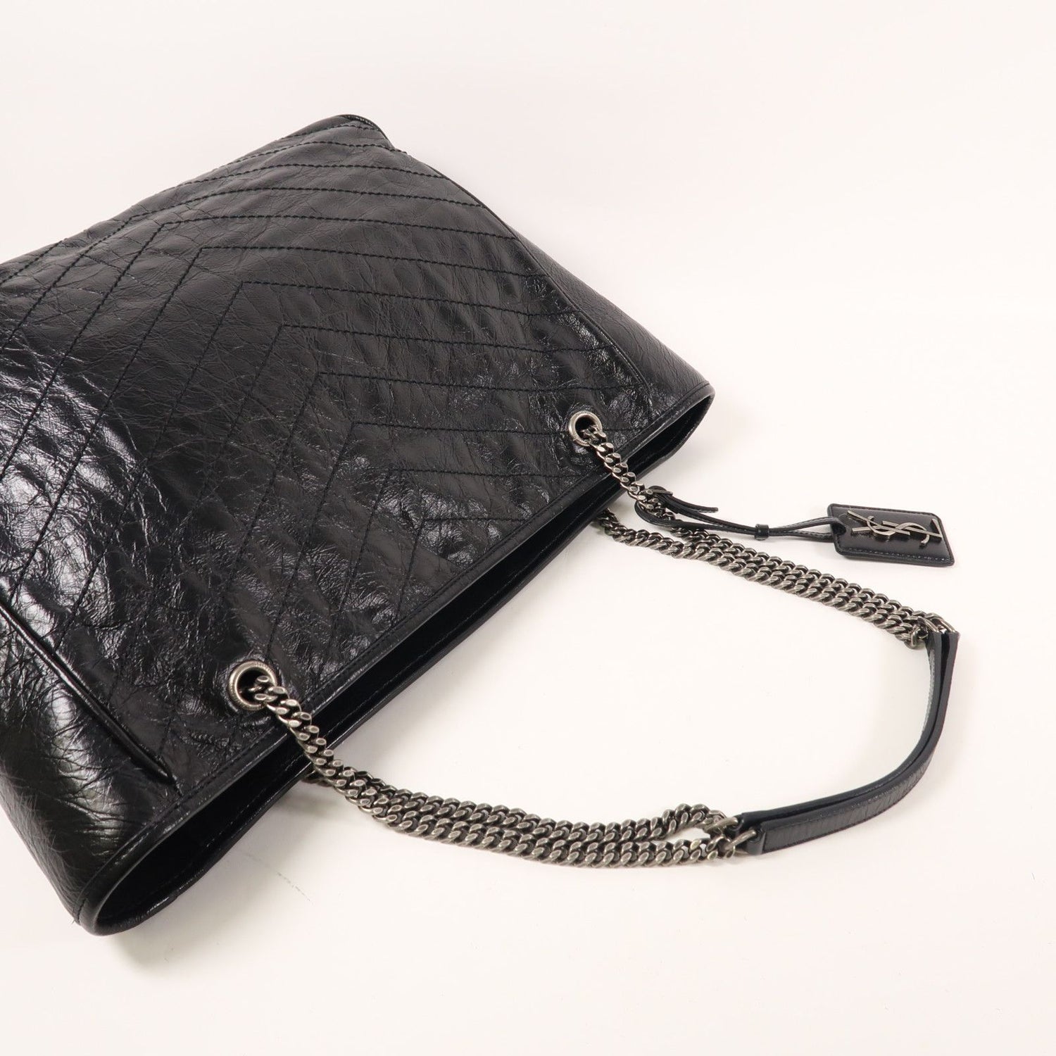 Yves Saint Laurent Cowhide Leather Niki Large Silver Shoulder Bag Black Calfskin (cowhide) Pmr 504