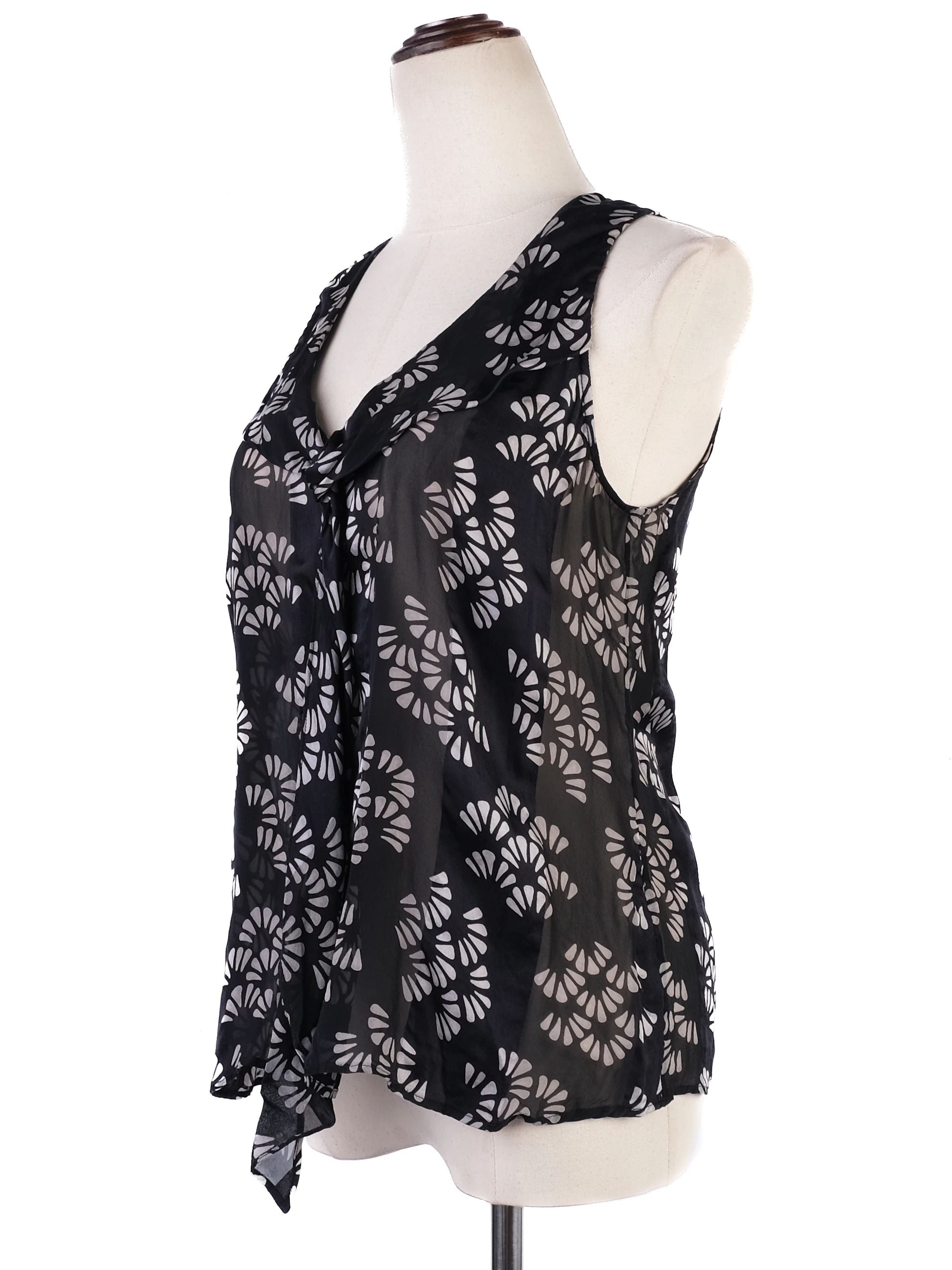 Excellent Giorgio Armani Black Silk Sleeveless Blouse Size S