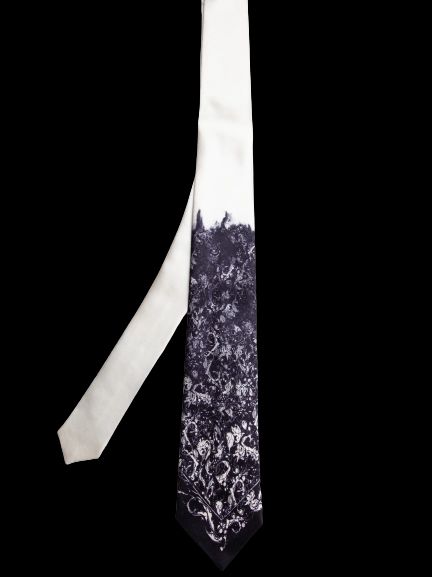 Good Alexander McQueen White Polyester Tie with Black Abstract Pattern