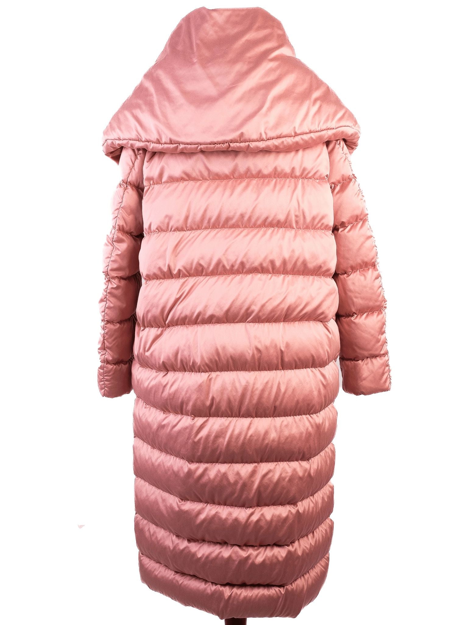 Average Herno Pink Quilted Puffer Coat Size M Women&