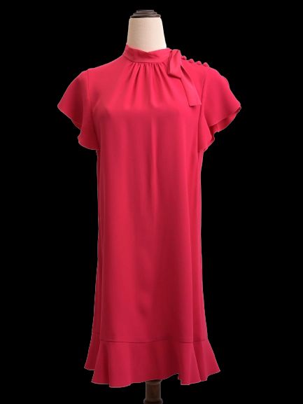 Excellent Red Valentino Pink Dress Size M with Ruffled Hem & Bow Detail