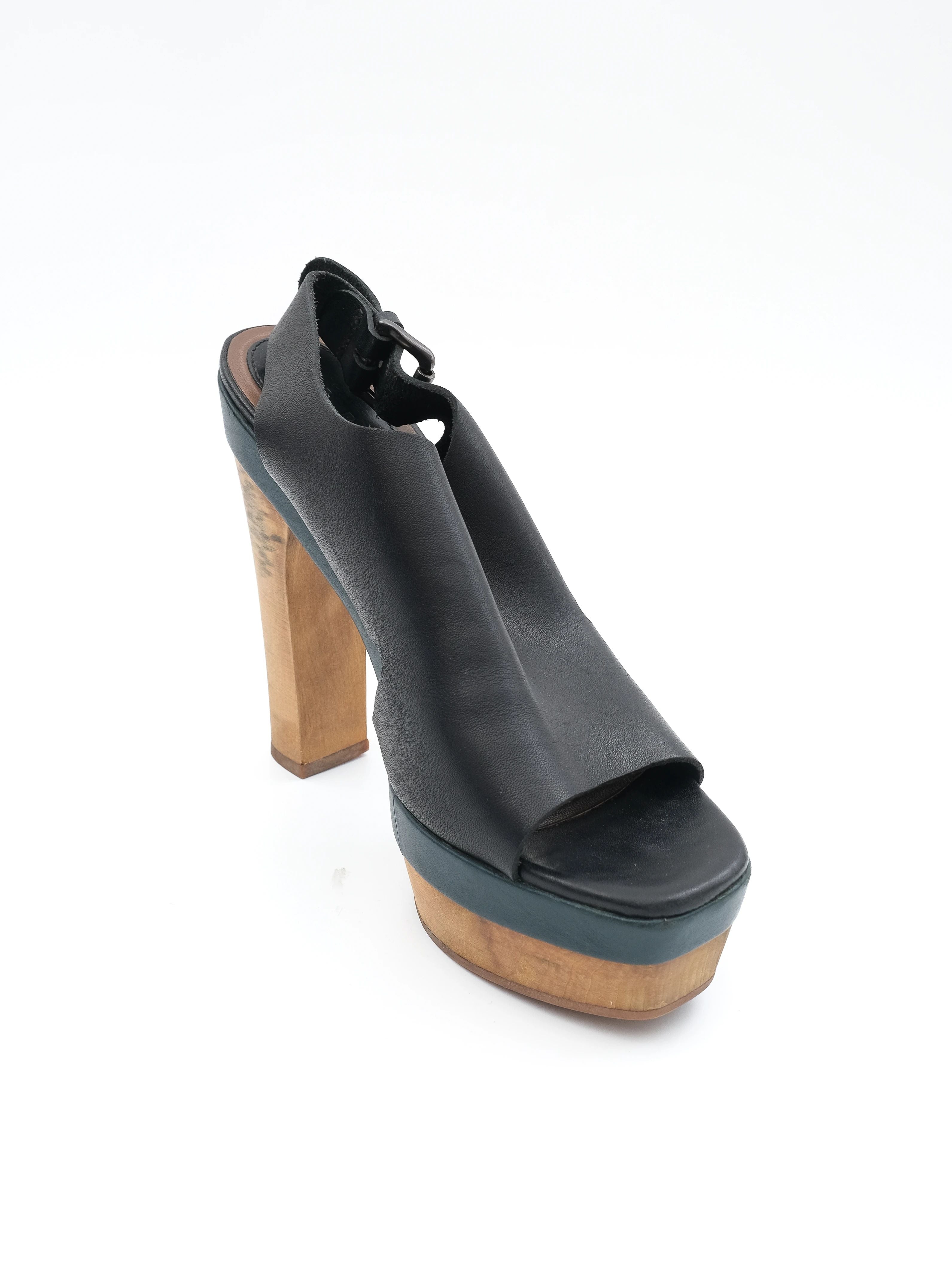 Excellent Marni High-Heeled Black Leather Sandals Size 37