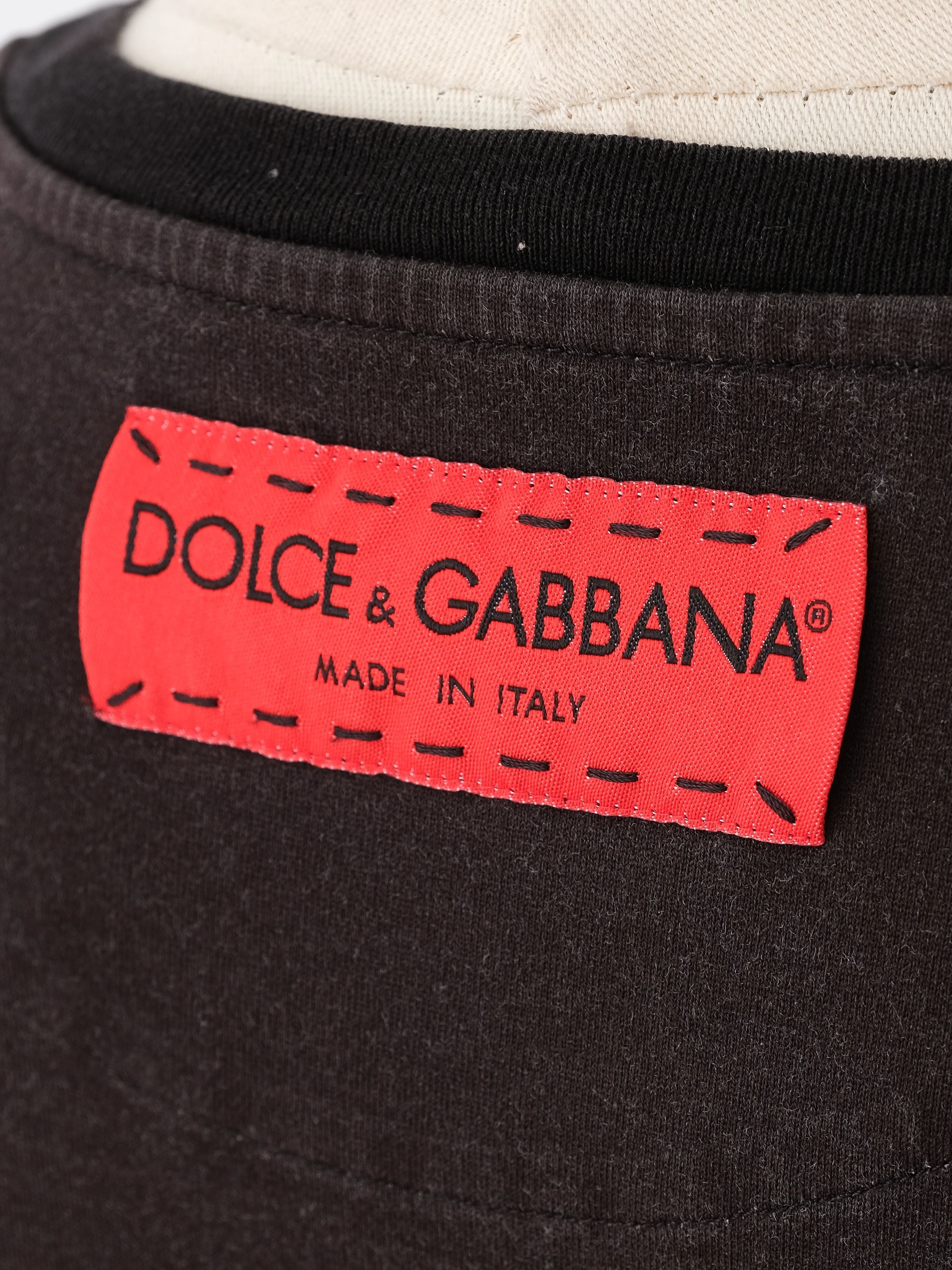Excellent Dolce & Gabbana Black T-shirt Size S D&G LOVE IS LOVE
