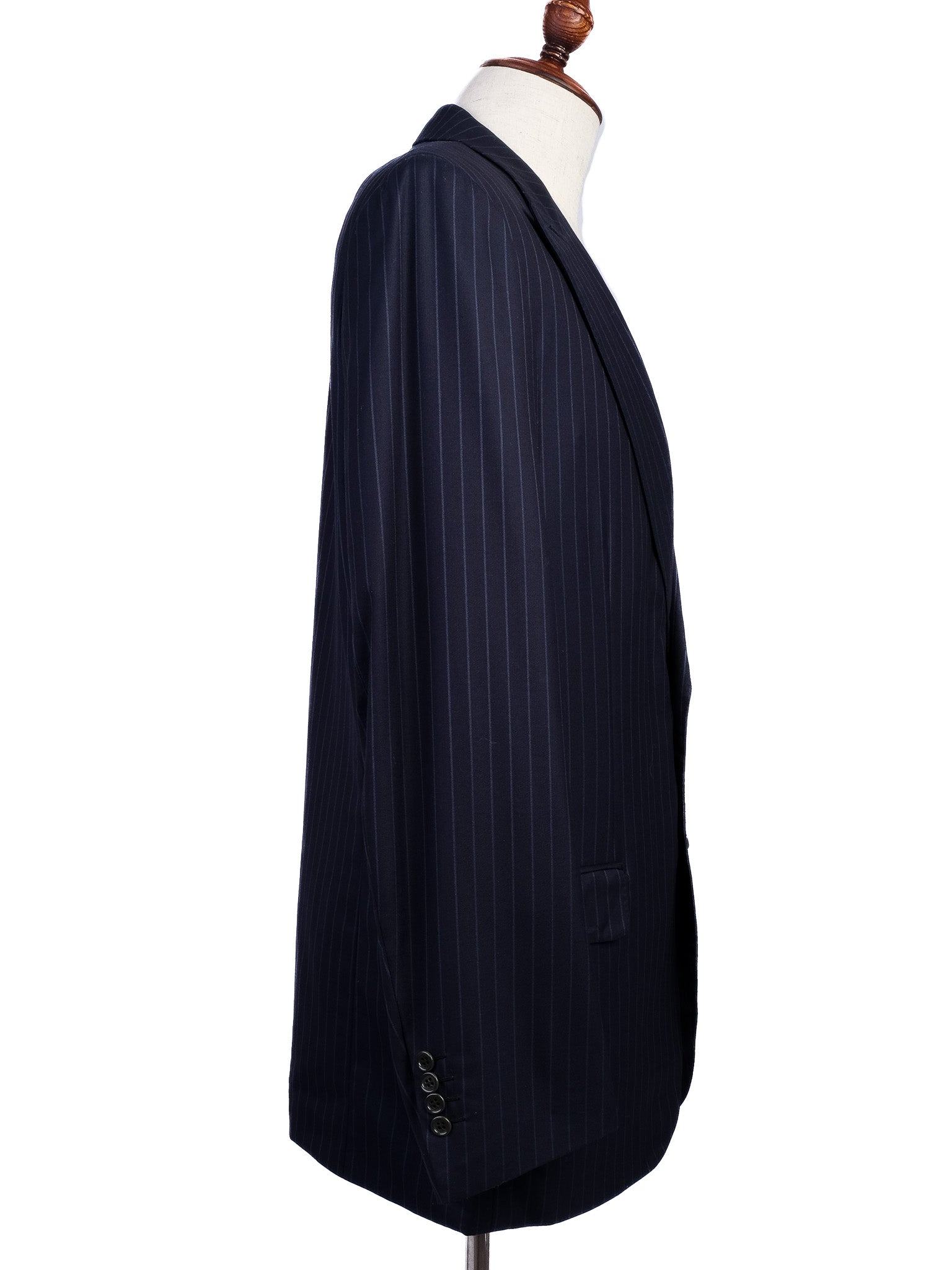 BRIONI MenÕs Blue Pinstripe Suit Excellent Condition Size L