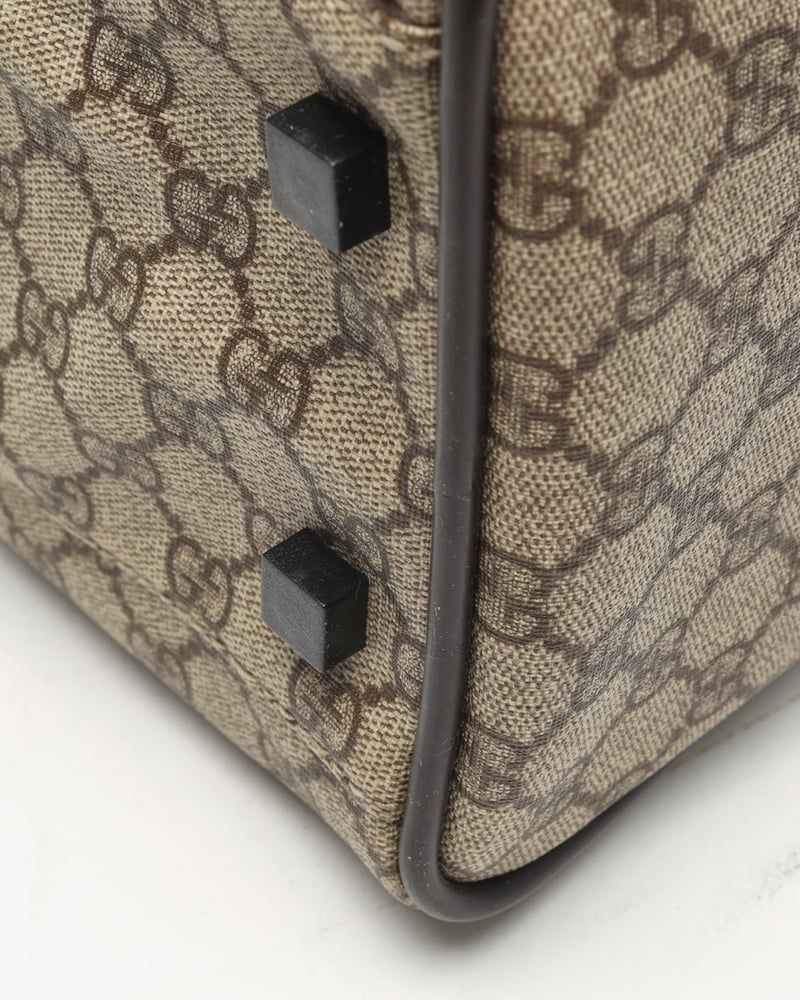 Gucci GG Supreme Crossbody Bag