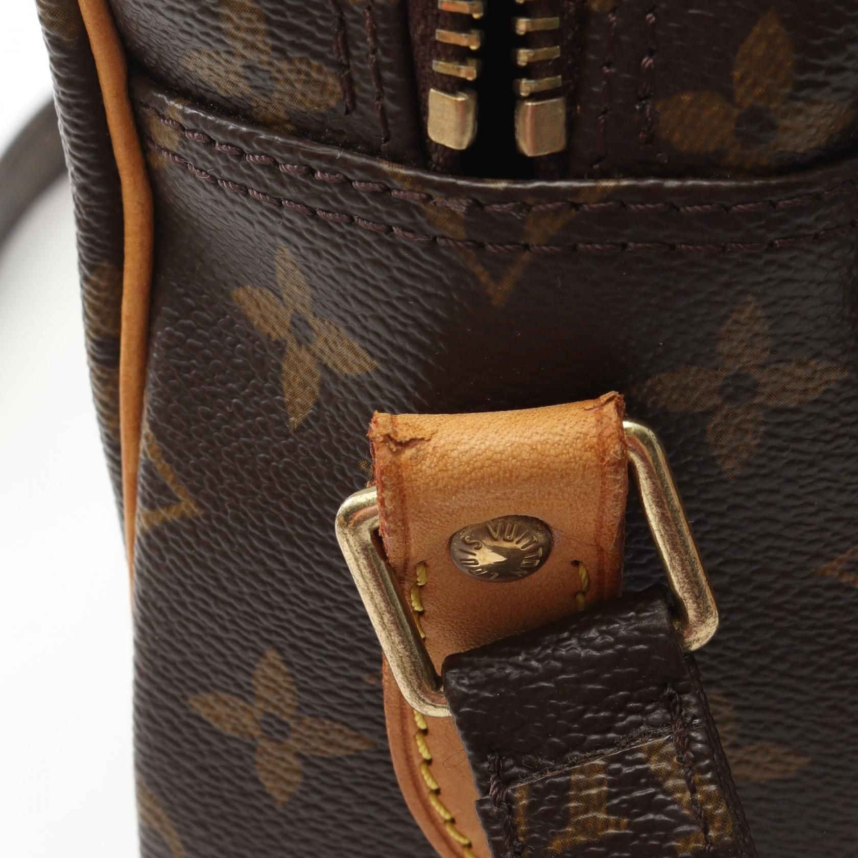 Louis Vuitton Nil 28, Monogram