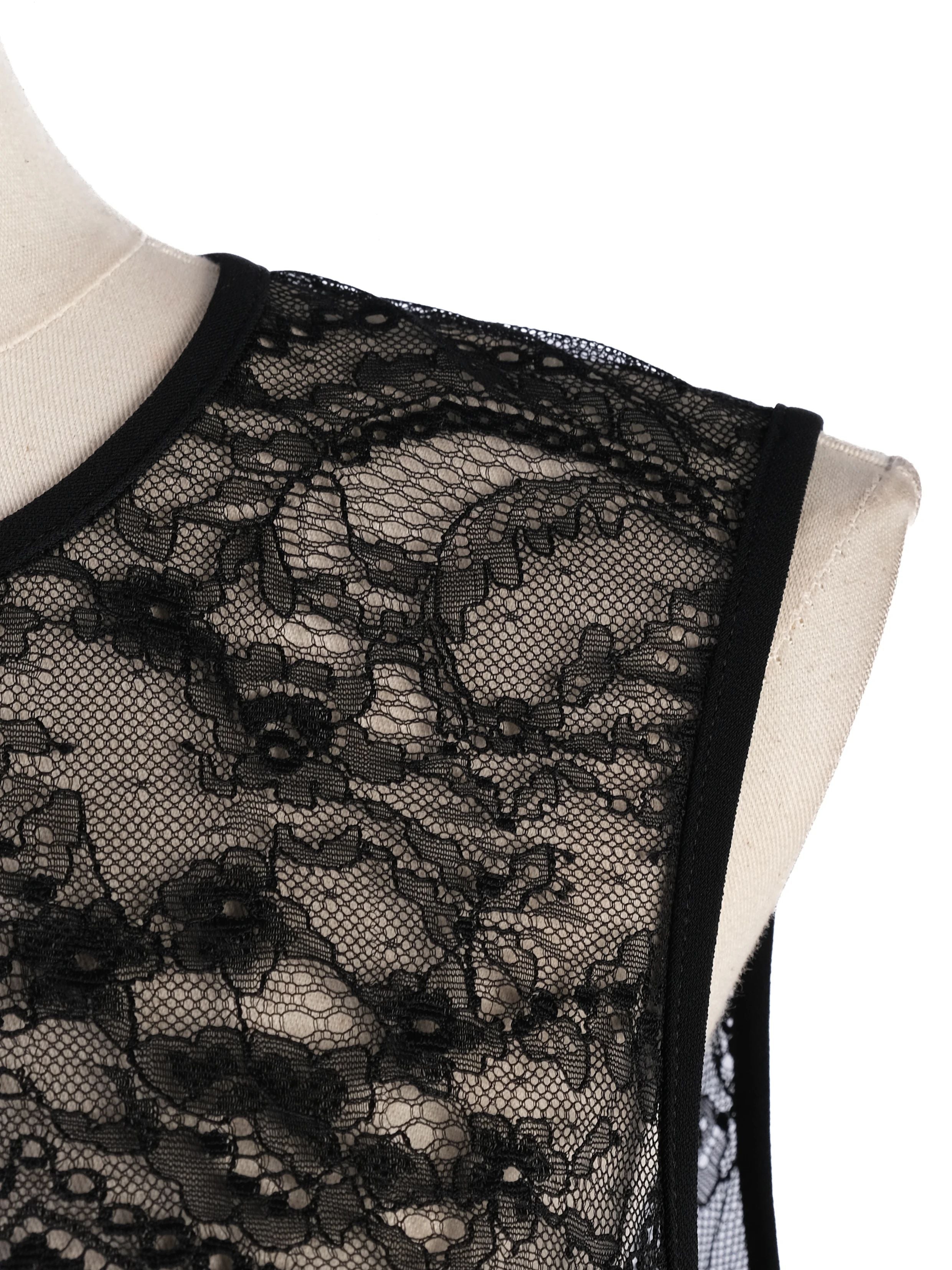 Excellent Strenesse Black Sleeveless Top with Lace Detailing Size M