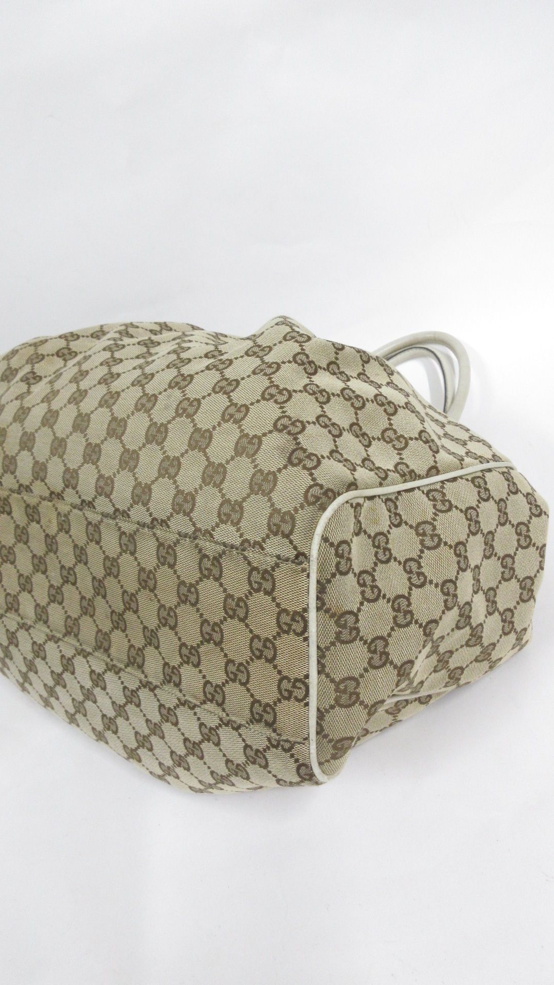 Gucci Gg Canvas Sukey Tote