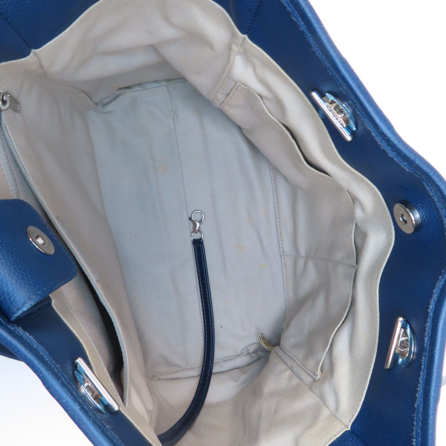 Chanel Blue Cowhide Leather Tote Ginpaku Hand-turned Bag Blue Tote Bag Calfskin (cowhide)