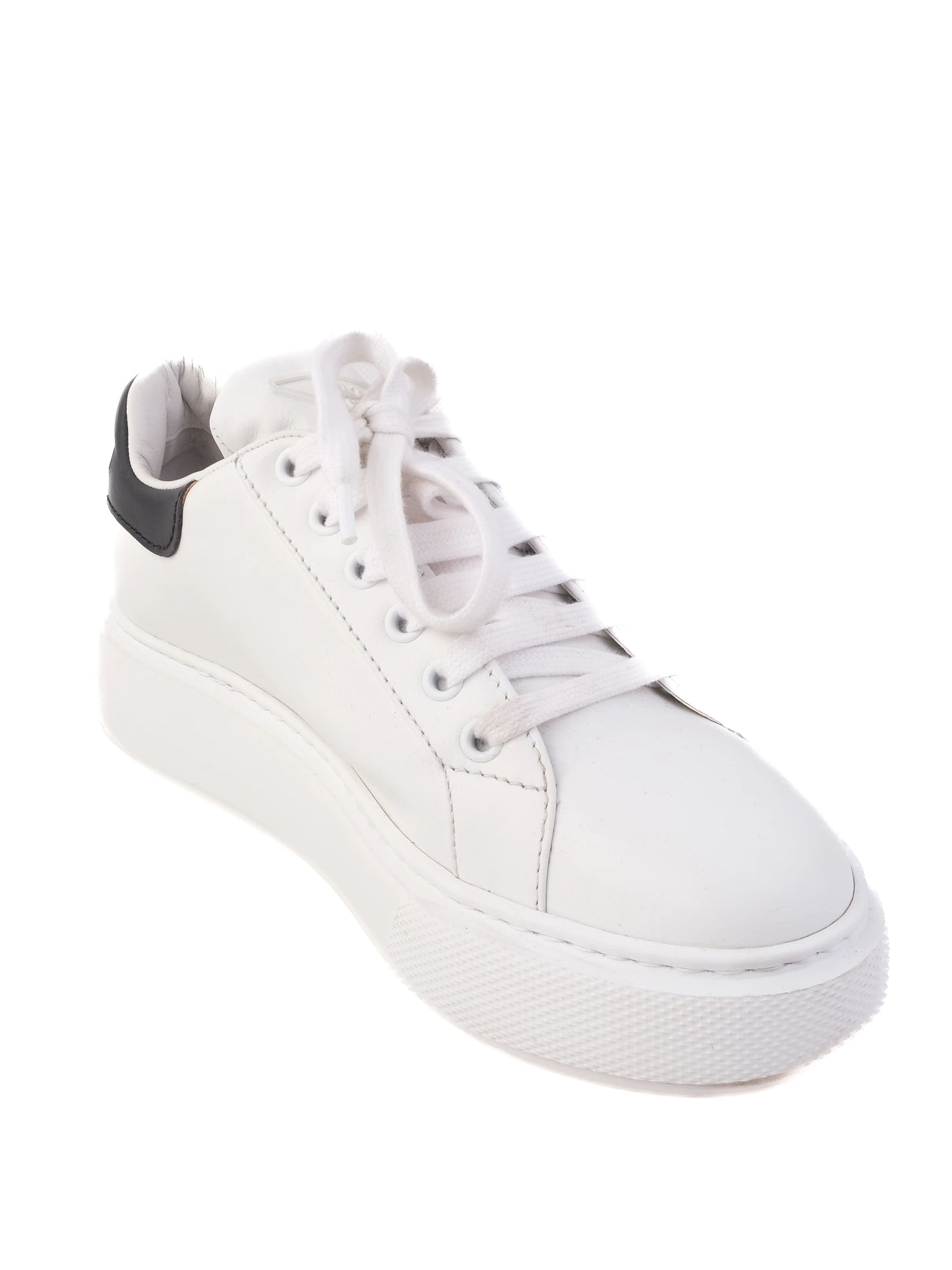 Excellent Prada White Leather Sneakers Size 37 with Black Accents