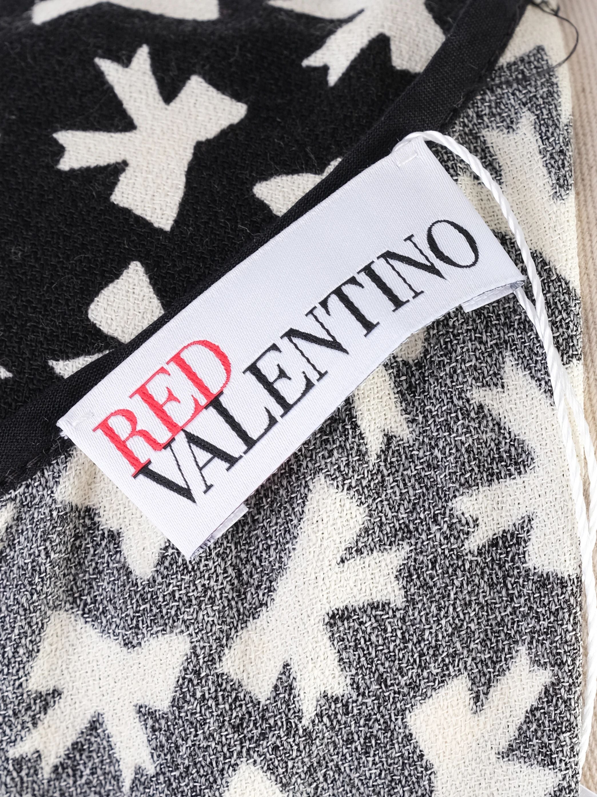 Excellent Red Valentino Black Dress XL with White Bird Print