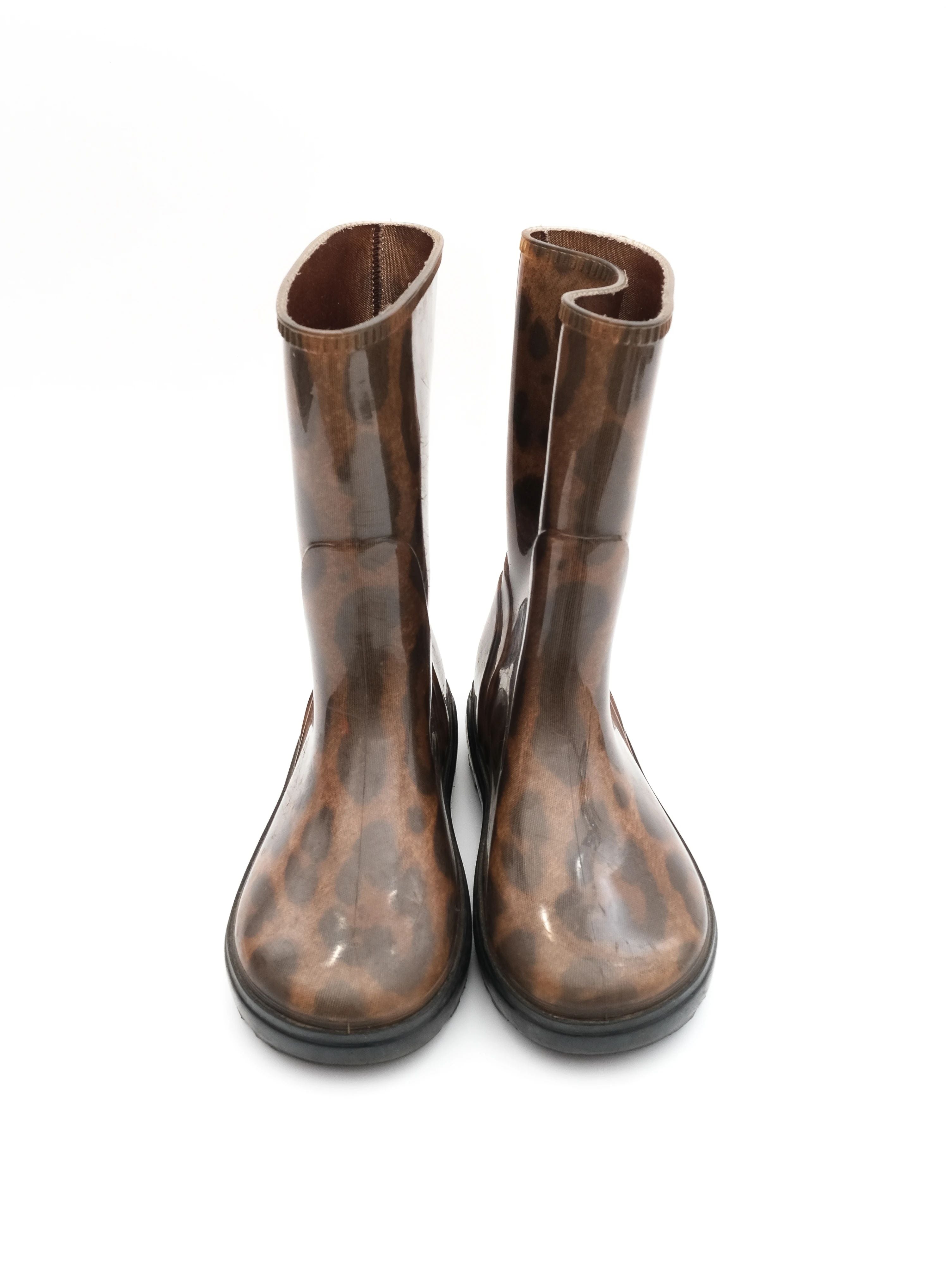 Excellent Dolce Gabbana Leopard Print Boots Size 36 Glossy Finish