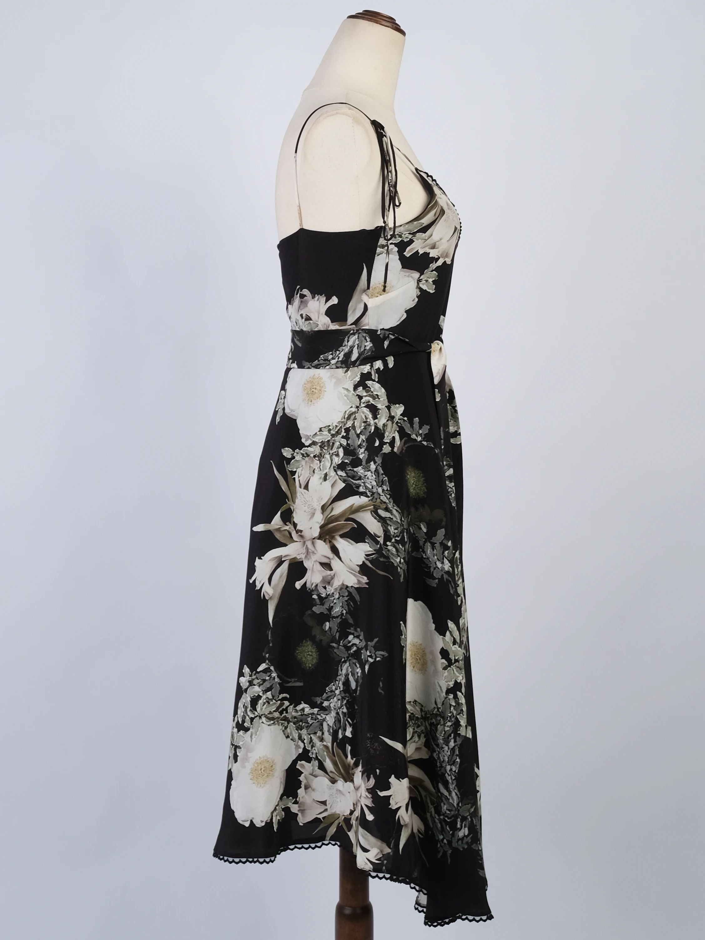 Excellent Athena Procopiou Floral Silk Dress Size M - Black & White