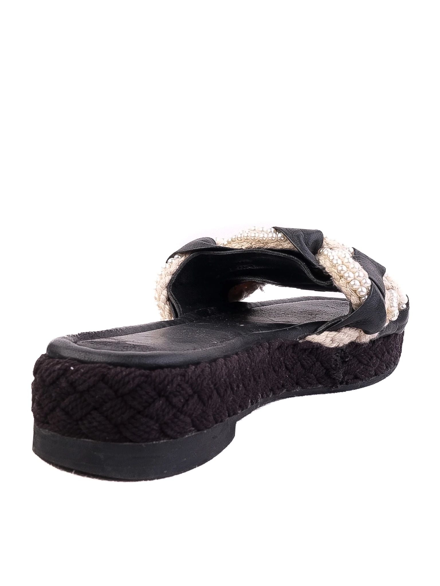 Perfect Uterque Black Leather Platform Sandals Size 36 with Pearl Details