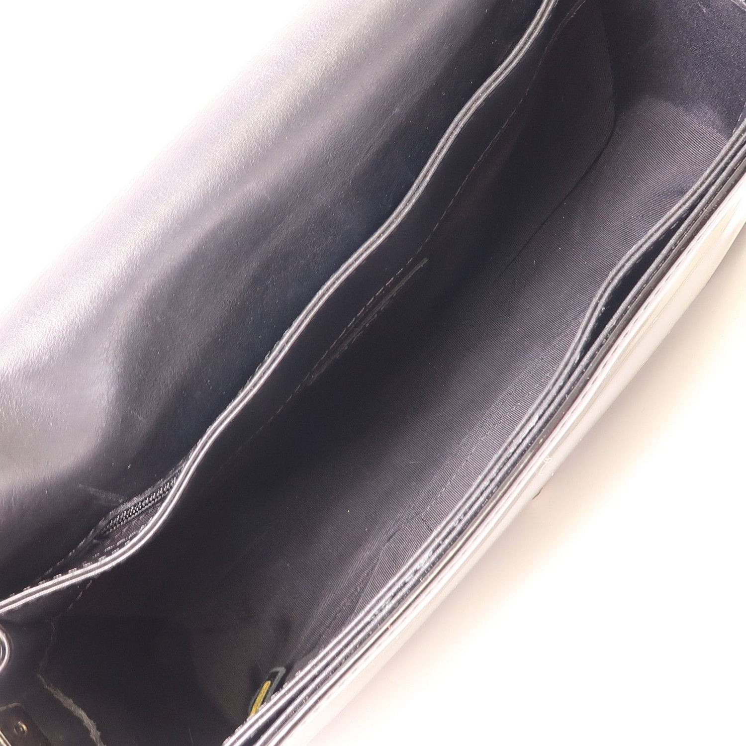 Chanel Black Lacquered Boy 11 Crossbody Bag Patent Leather