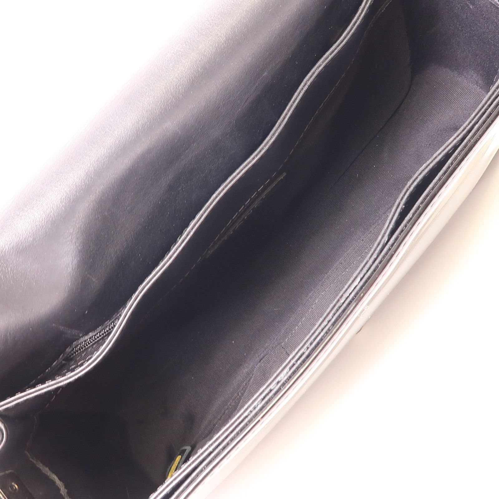 Chanel Black Lacquered Boy 11 Crossbody Bag Patent Leather
