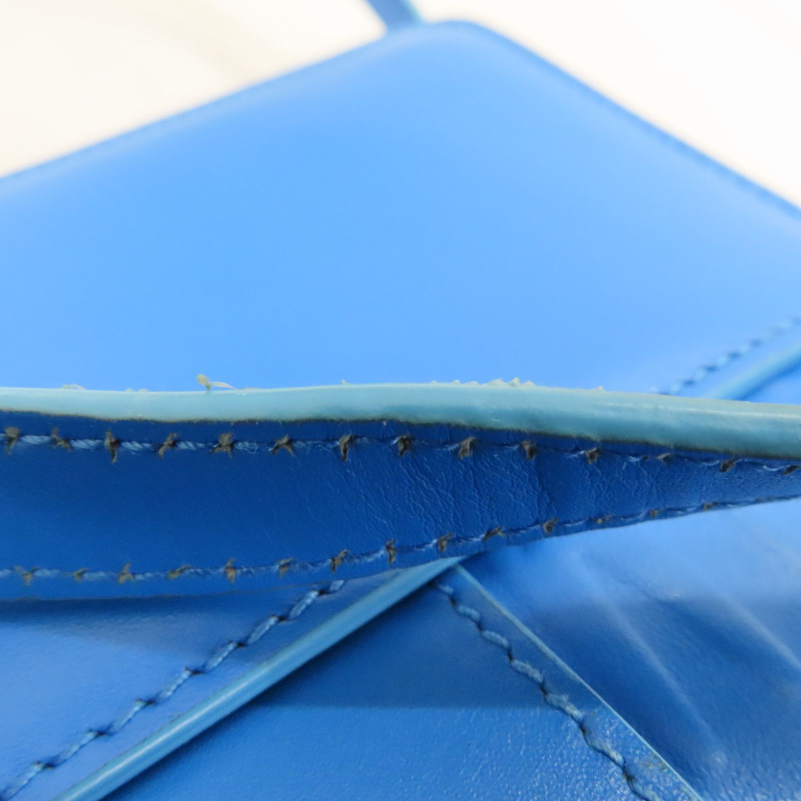 Dior 30 Montaigne Shoulder Bag Calfskin Blue Gold Metal