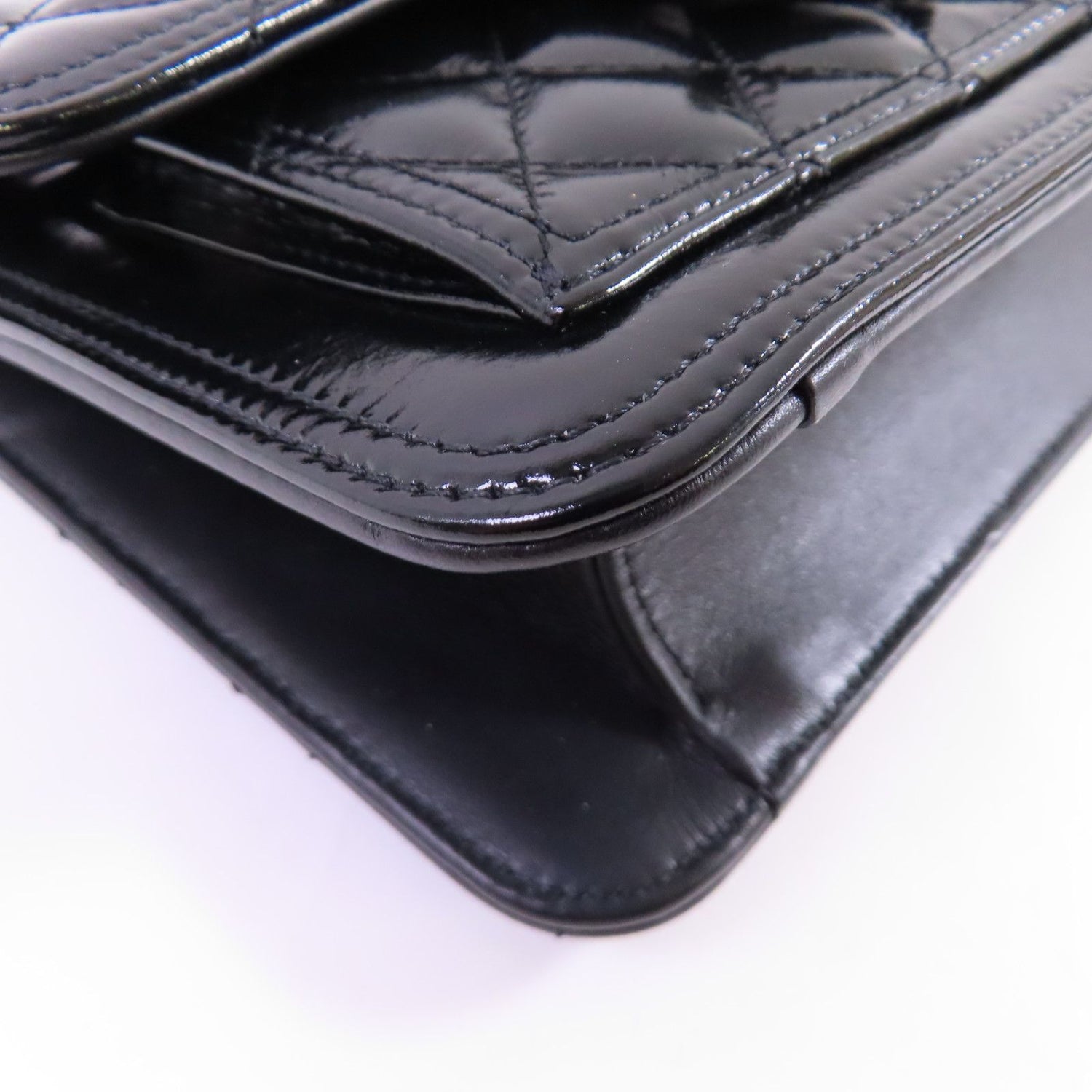 Chanel Black Cowhide Leather Mini Flat Chain Shoulder Bag Hand-handed Shoulder Bag 2way Shoulder Bag Calfskin (cow