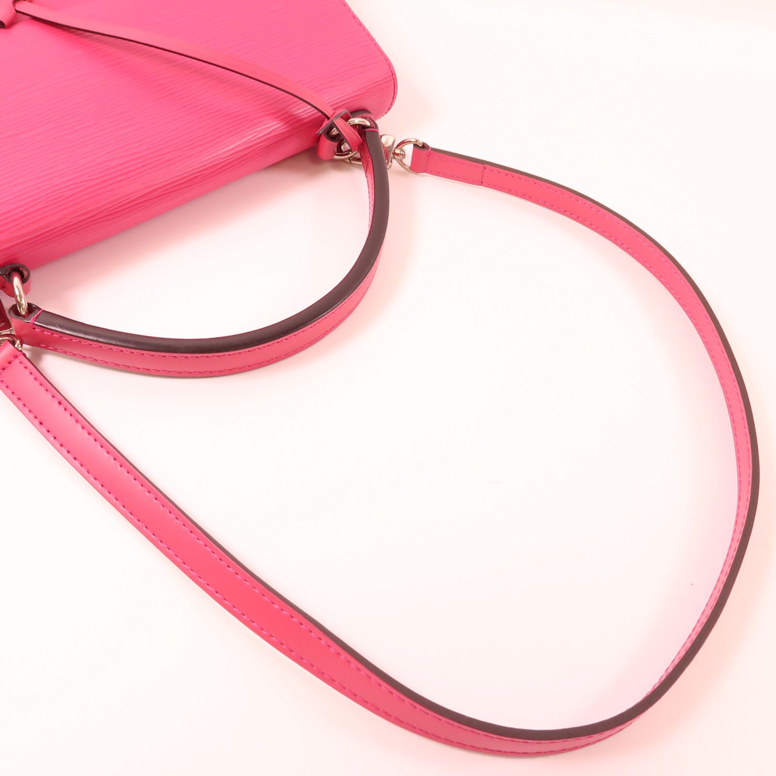 Louis Vuitton Epi Cluny Bb Ginko Hand-hound Shoulder Bag Pink 2way Shoulder Bag M 42051