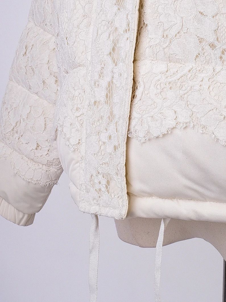 Excellent TWINSET White Lace Jacket Size S Padded Design