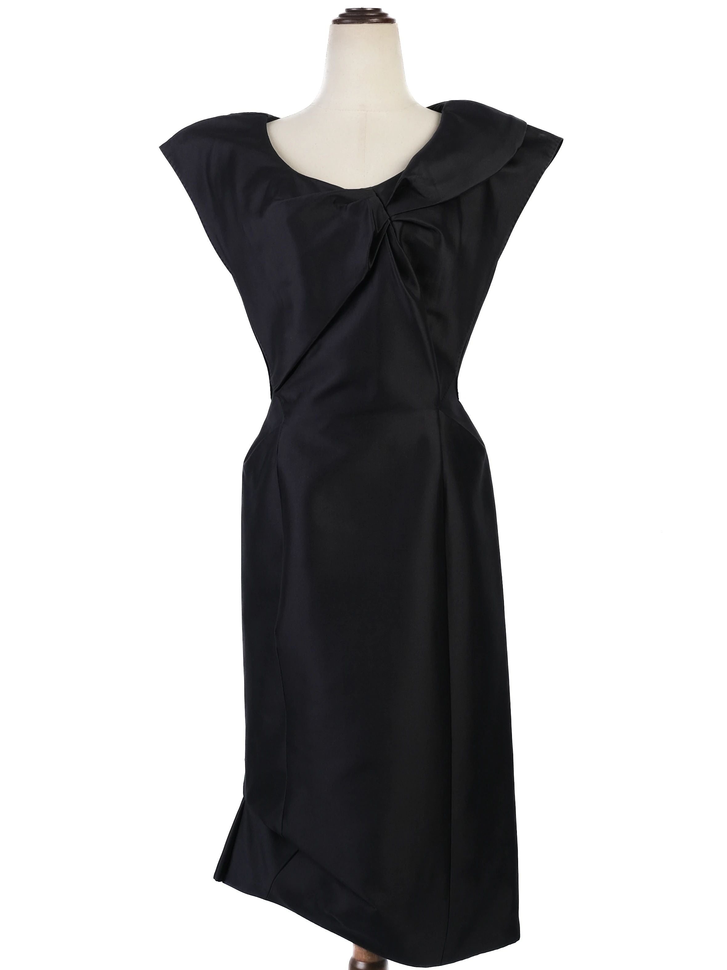 NEW Louis Vuitton Black Silk Dress Size L with Unique Collar Detail