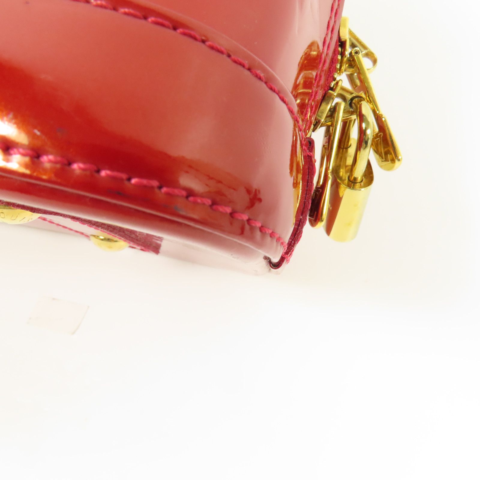 Louis Vuitton Vernis Alma Bb Gold Hand-rolled Shoulder Bag Red Red 2way Shoulder Bag M 91606