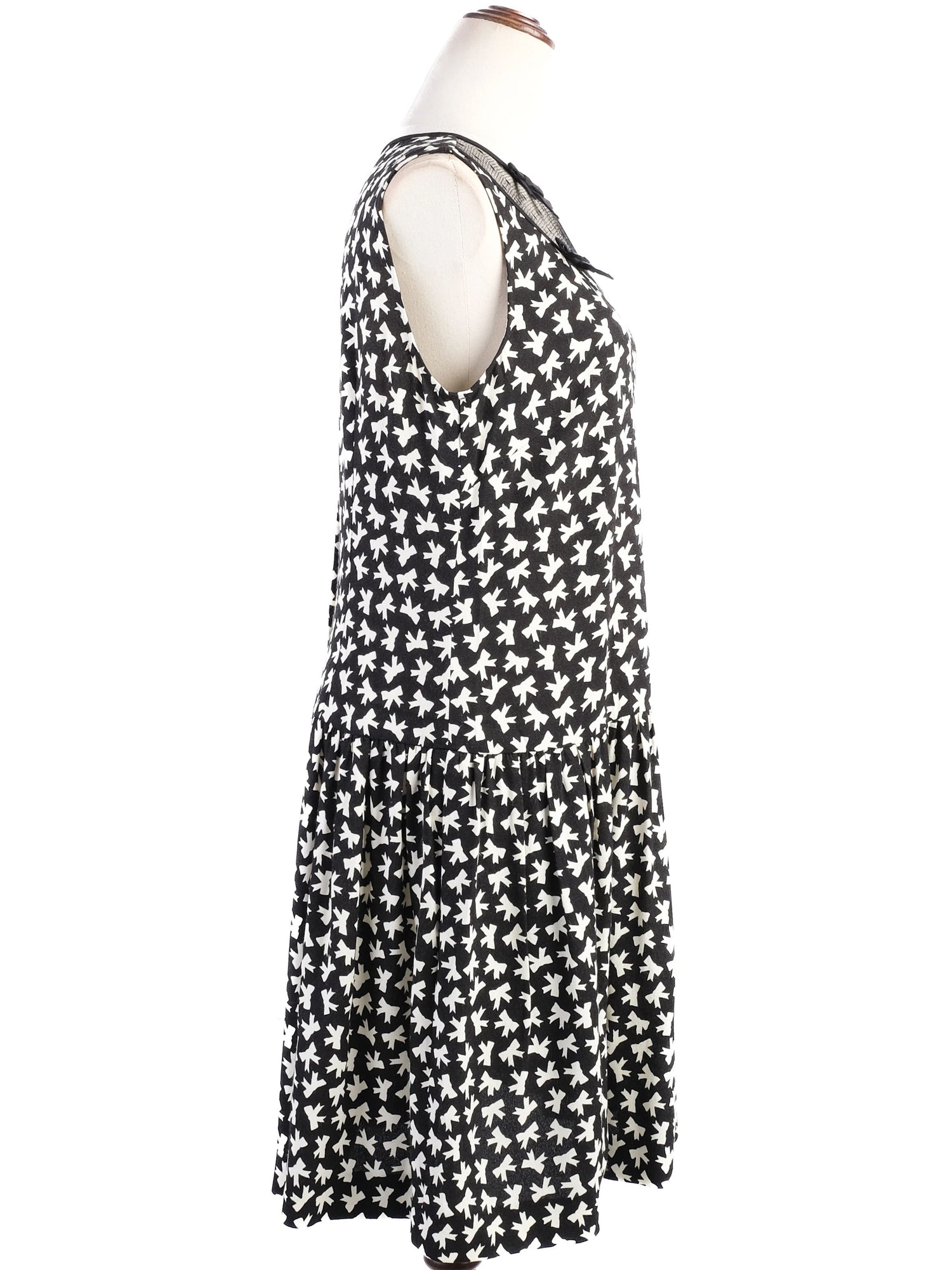 Excellent Red Valentino Black Dress XL with White Bird Print