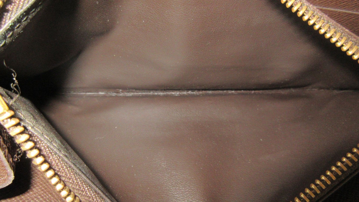 Louis Vuitton Zippy Wallet, Damier Ebene