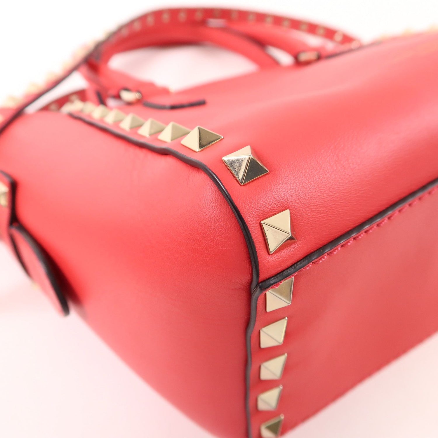 Valentino Cowhide Leather 2Way Shoulder Bag Golden Hand-handed Shoulder And Back Bag 2way Shoulder Bag Red Calfski